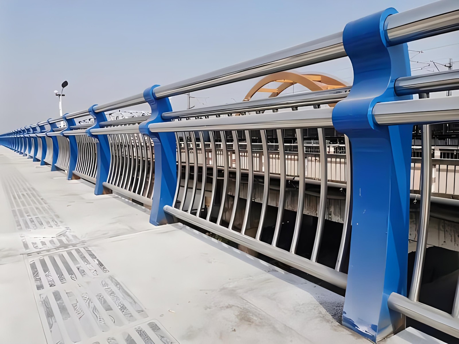 乌海不锈钢复合管护栏制造工艺要求及其重要性